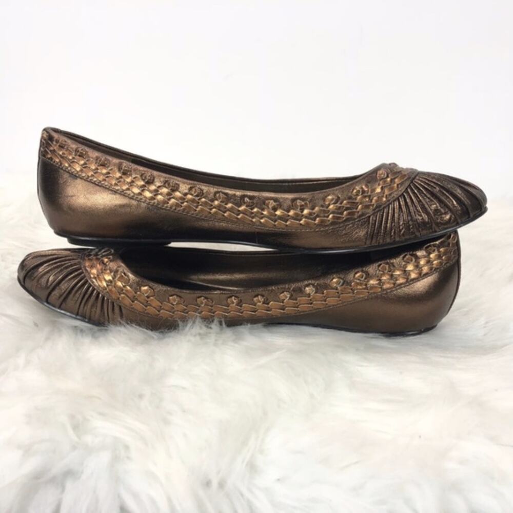 2/$30 Arturo Chiang 6.5 M Womens Copper Metallic Pleated Flats - Picture 7 of 9